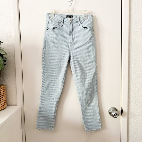 🦋 ABERCROMBIE & FITCH Blue Stripe Crop Jeans Size 26 - Picture 1 of 5